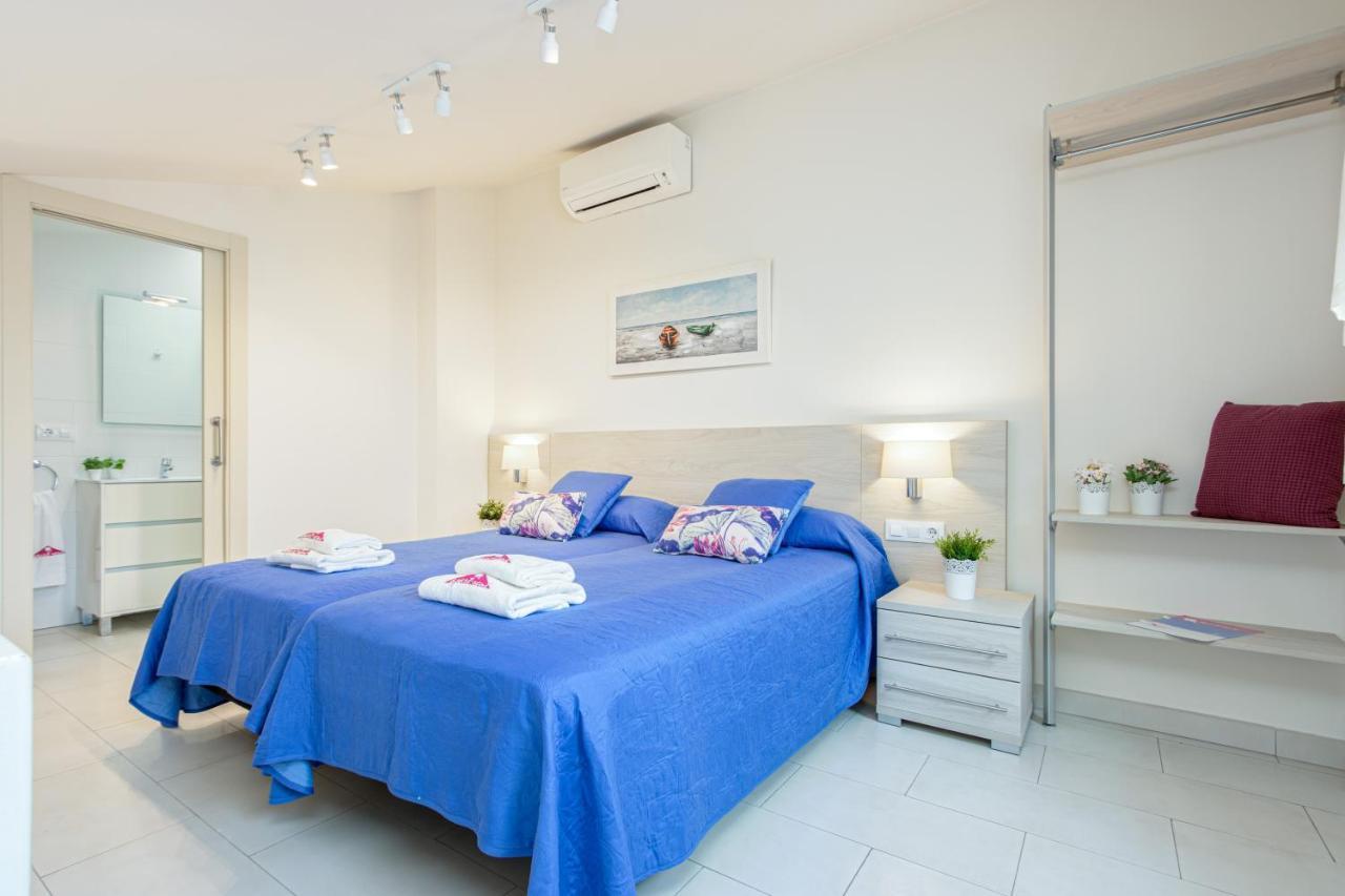 Apart-Rent Apartamento Francesc Macià Ático Rosas Exterior foto